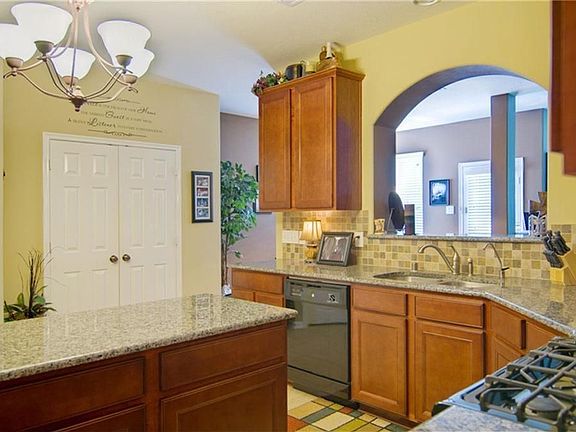 3rd image of 21843 Sierra Long Dr