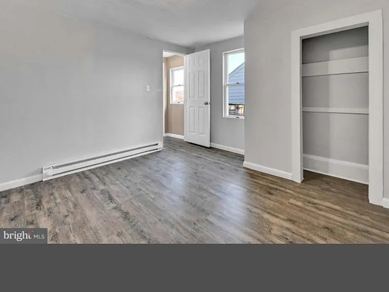 1506 Walnut St — Photo 8