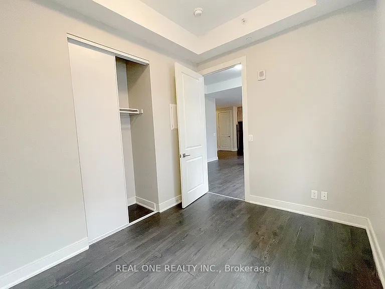 150 Main St W #310 — Photo 12