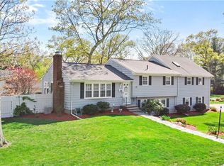 200 Grand View Rd, East Greenwich, RI 02818