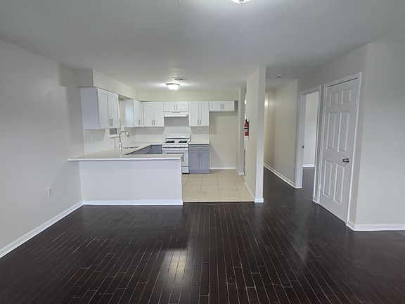 2nd image of 747-749 S 12th St #2B