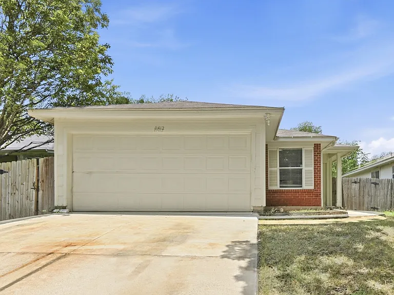 11412 Robert Wooding Dr — Photo 3