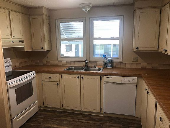 4th image of 1105 Saint Lawrence Dr #M-01