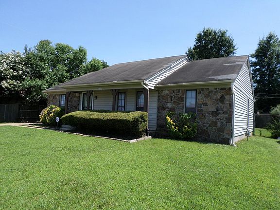 2nd image of 6883 Kirby Brooks Dr