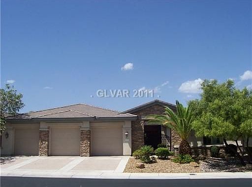 1st image of 10946 Iris Canyon Ln