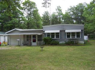 1107 Oakwood Trail Rd, Luzerne, MI 48636