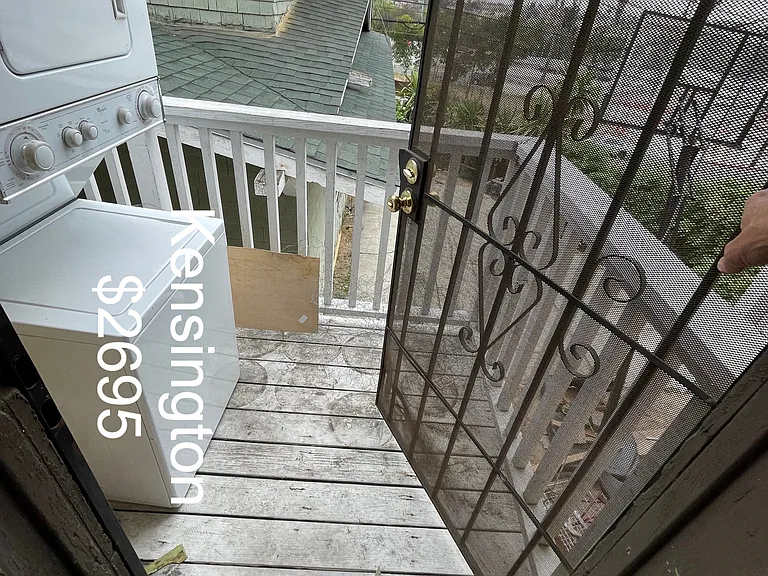 1161 W Kensington Rd — Photo 24