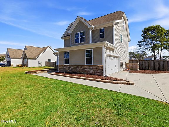 3rd image of 613 Morris Landing Road