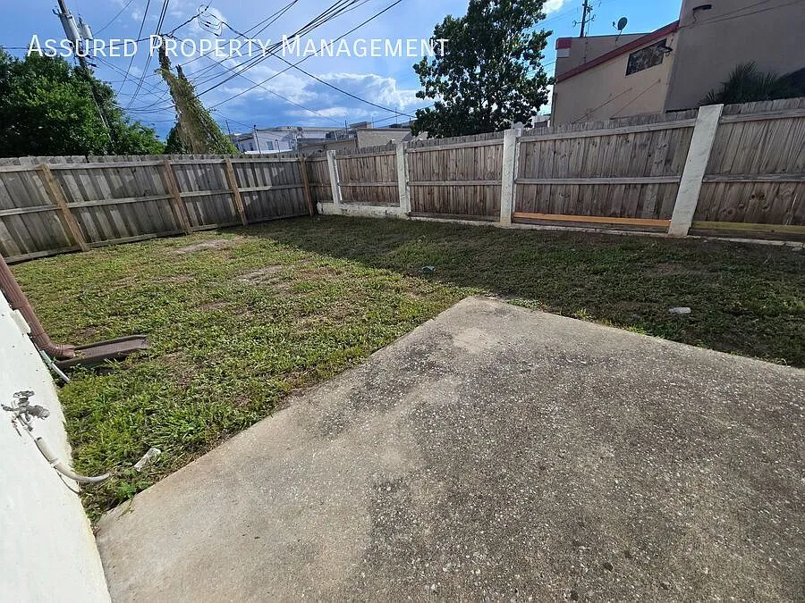 3 bed, 2.5 bath, 2034 sqft, $2,895 — Photo 4