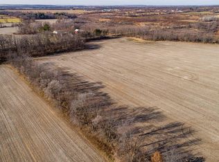 6822 S Avon Store Rd, Brodhead, WI 53520