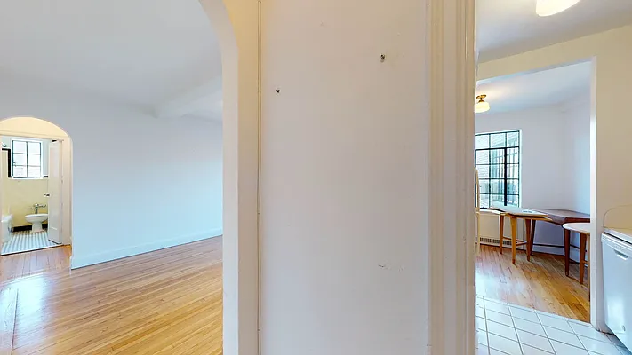 Rented by Bond New York | media 22