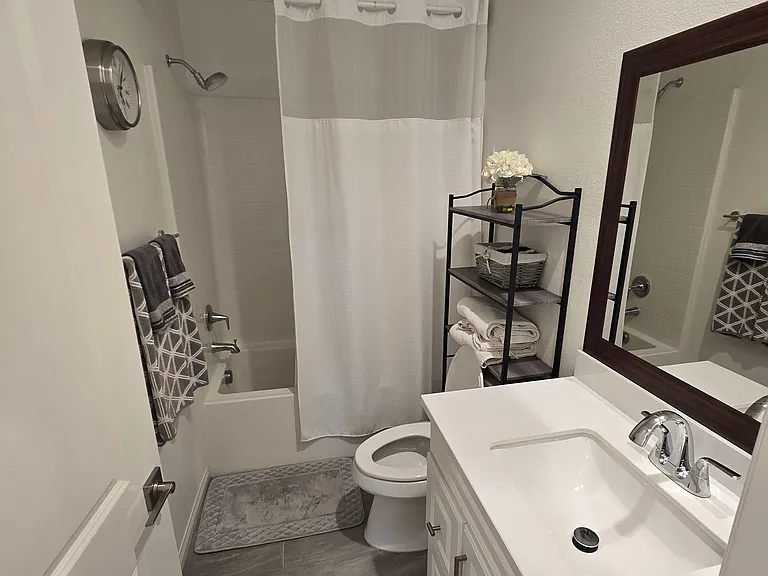 8386 Yosemite St — Photo 15