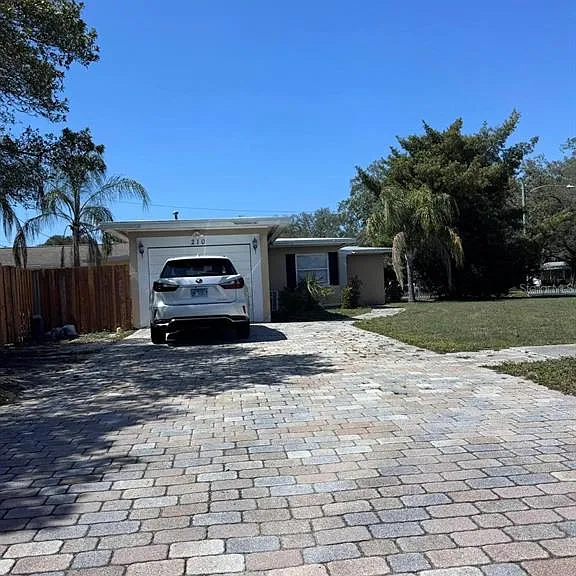 210 Baker Ave — Photo 8