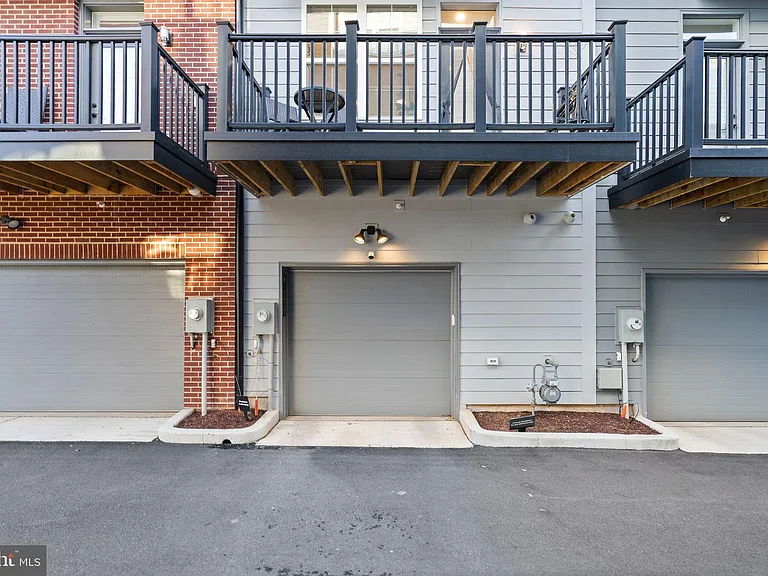11258 Faraday Park Dr — Photo 39