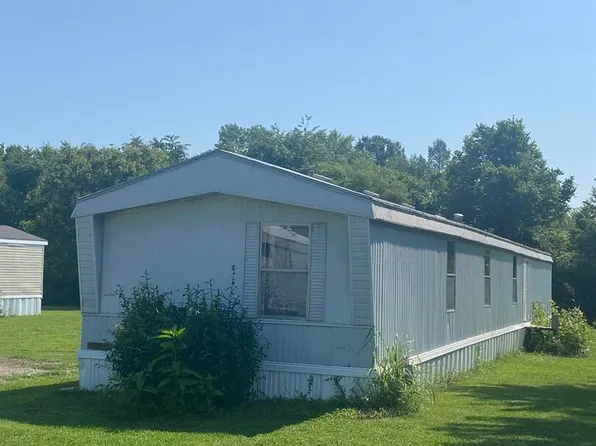 106 Cinnamon Ln, Murphysboro, IL 62966