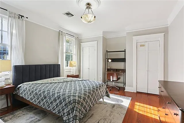 2738 Calhoun St — Photo 7