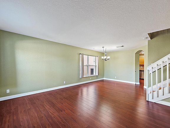 3rd image of 6188 Willoughby Circle