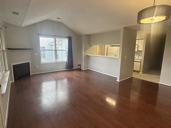 5th image of 1708 Weatherstone Dr