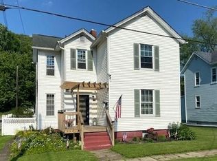336 N Washington St, Evans City, PA 16033