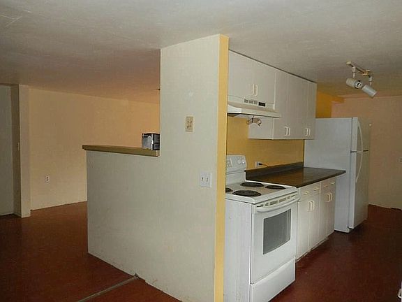 4th image of 426 Westhaven Dr N