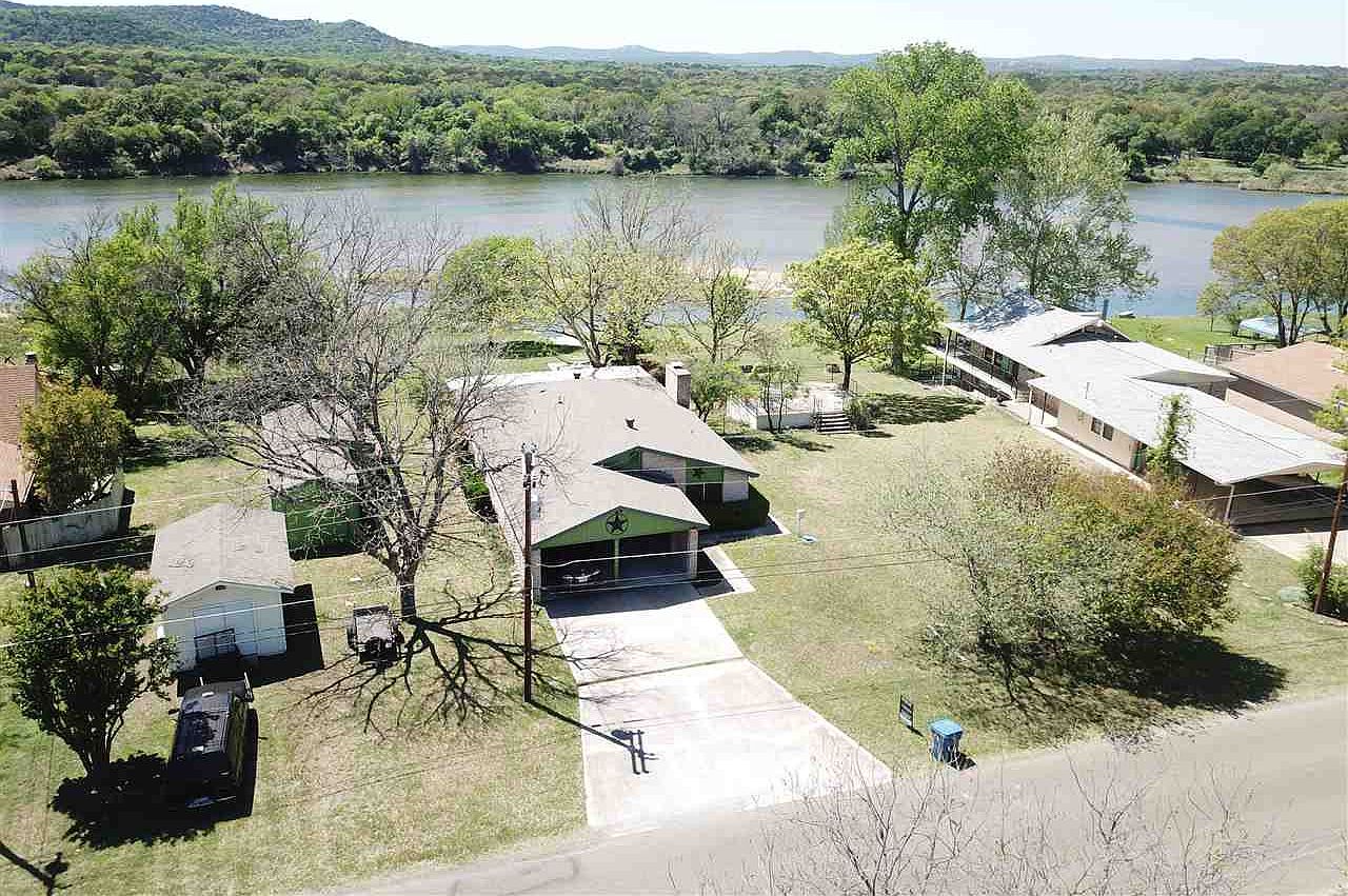 4706 River Oaks Dr, Kingsland, TX 78639 Zillow