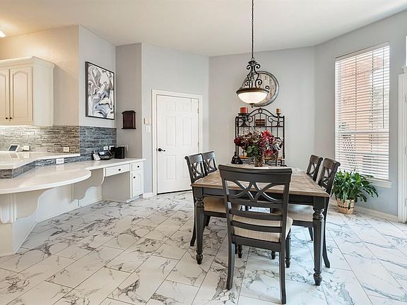 4th image of 4528 Lancelot Dr