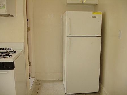 4th image of 346 E 20th St APT 28