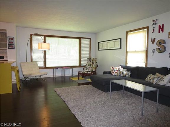 2nd image of 3737 Silvercrest Dr