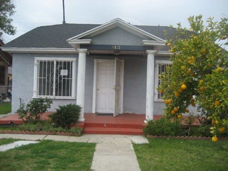 1st image of 4521 S Van Ness Ave