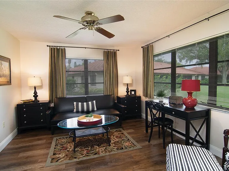 5635 Golf Pointe Dr #101 — Photo 11