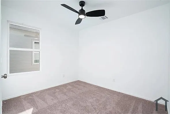 10921 Presa Way — Photo 12