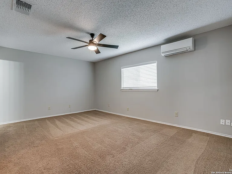 16522 Alwick Ln — Photo 22
