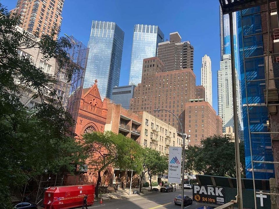 1st image of 424 W 57th St #21B