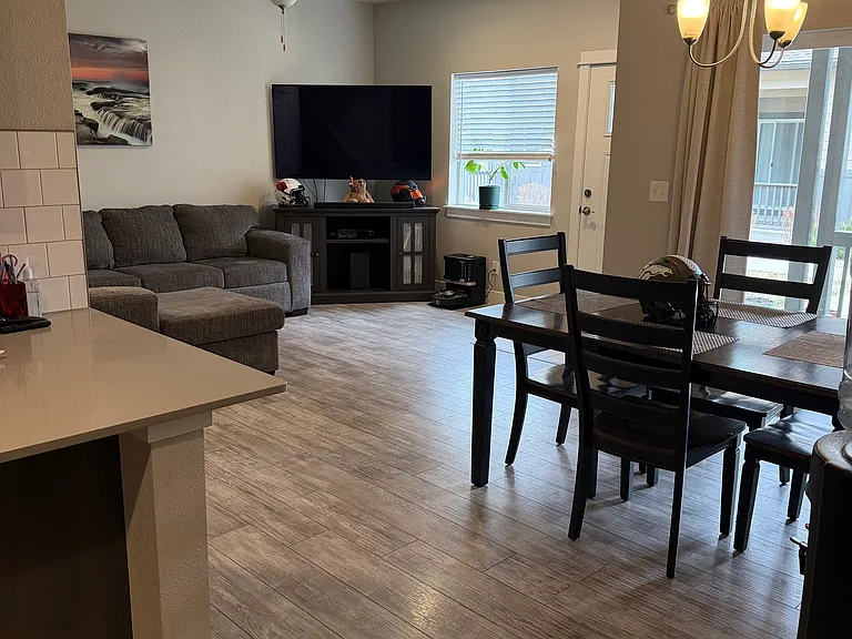 4155 Crittenton Ln #6 — Photo 38
