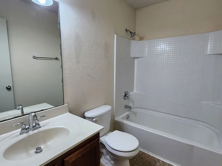 5709 Valley Stream Way — Photo 26