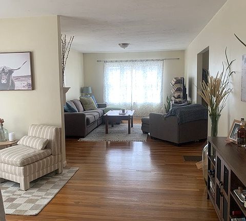overview-dining room to living room