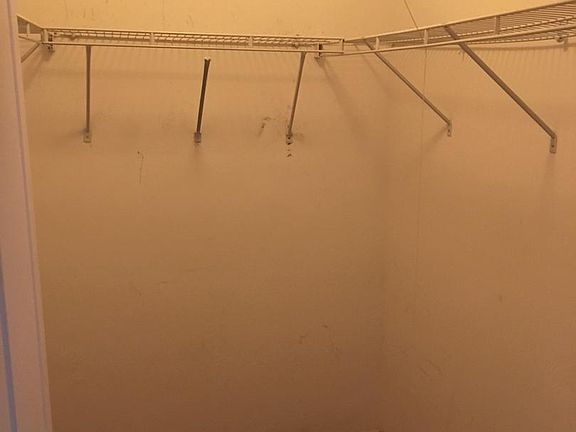 5th image of 906 S Washington St APT 302