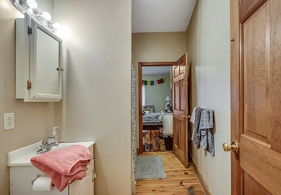 4th image of 11 Sewall St #9B