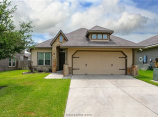 1092 Venice Dr, Bryan, TX 77808