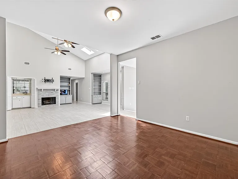 5218 Palmetto St — Photo 17
