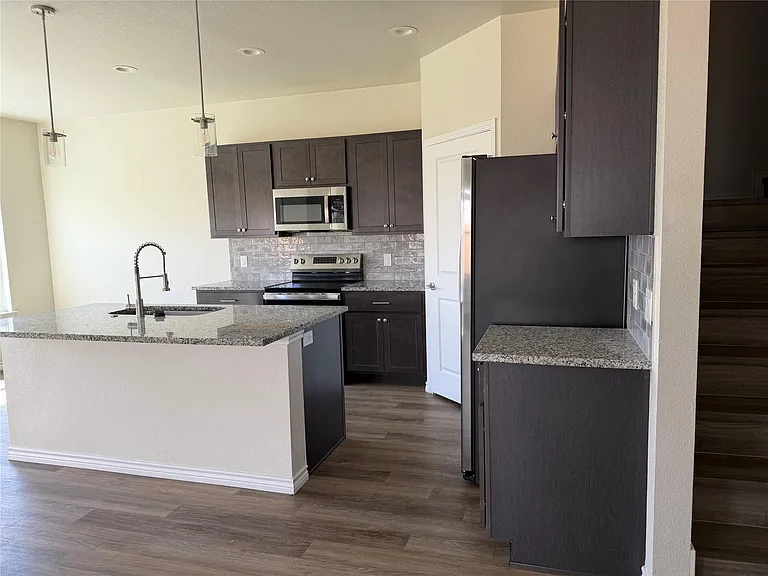 510 Whirlaway Dr #A — Photo 8
