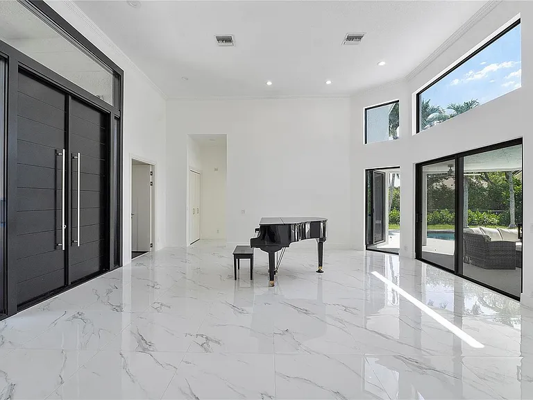 410 Sabal Way #0 — Photo 35