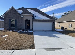 809 Ahoy Dr, Biloxi, MS 39532
