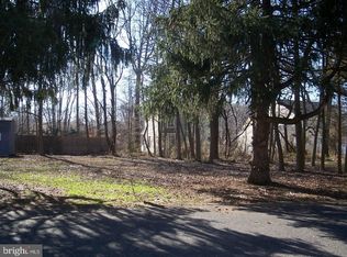 943 New Jersey Ave, Deptford, NJ 08096