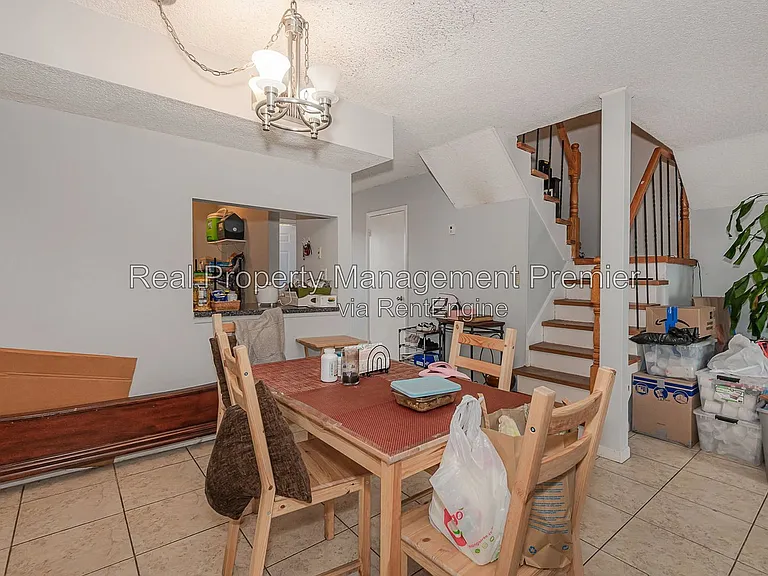 6768 SW 39th Ct — Photo 8