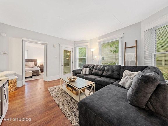 Living Room Pic 2