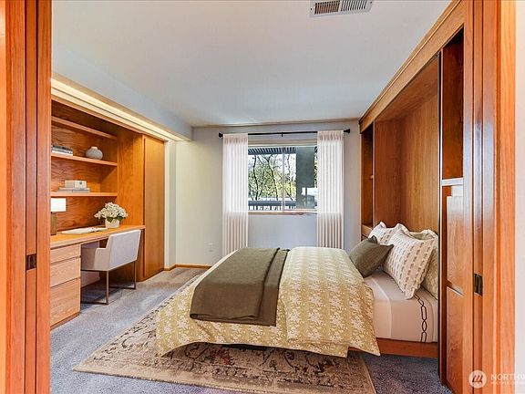 5th image of 3016 N Narrows Drive #303