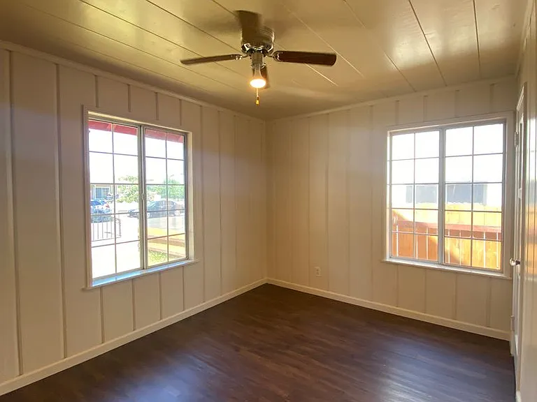 120 W Mountain View St — Photo 14
