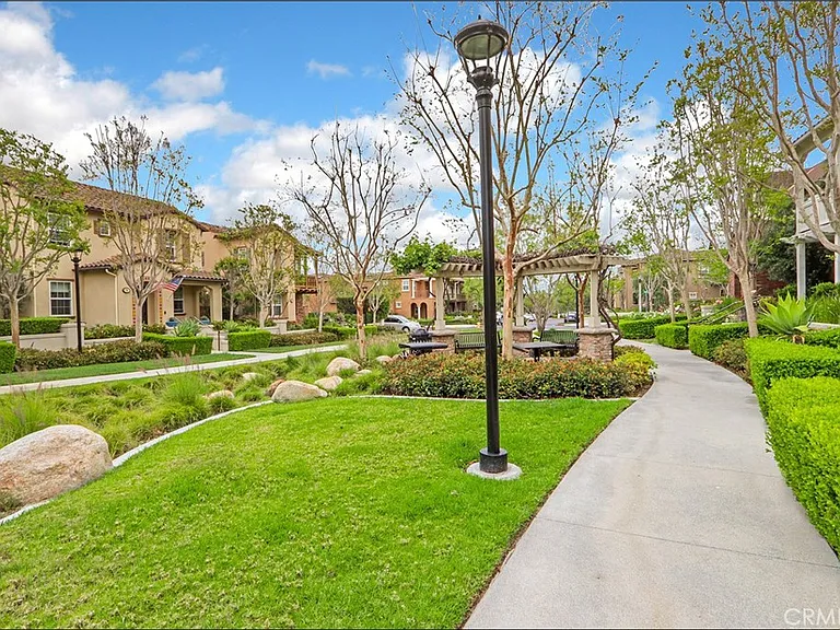 21 Rincon Way — Photo 37