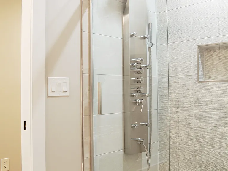 1027 Lamont St NW #1 — Photo 23